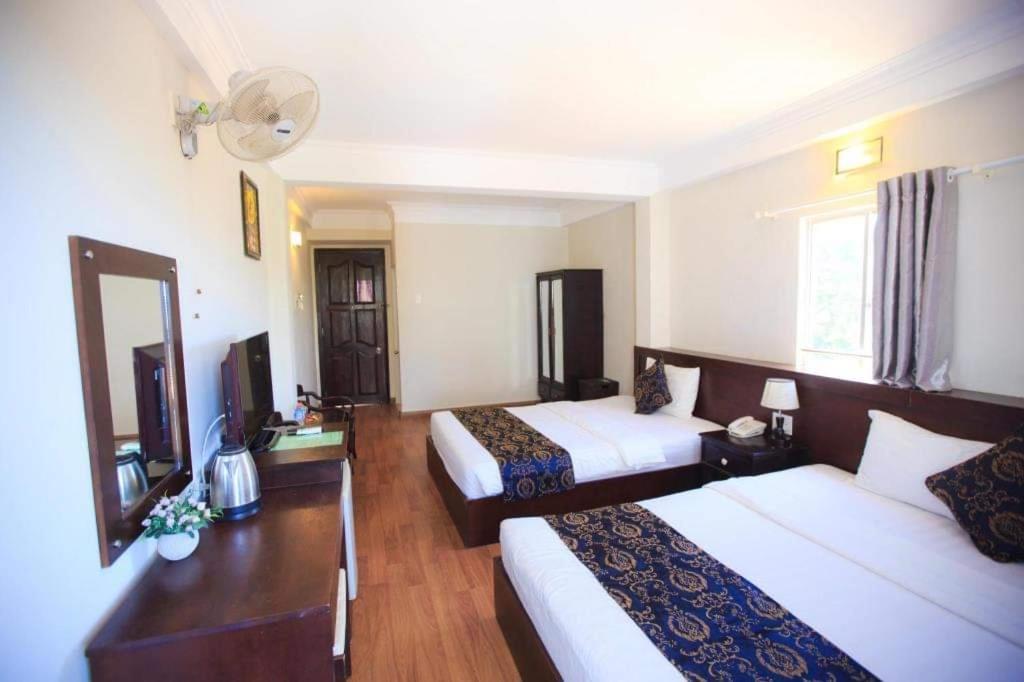 Pho Bien Hotel Нячанг Экстерьер фото